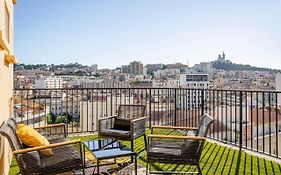 Marseille: Superbe Vue Sur Notre-Dame De La Garde
